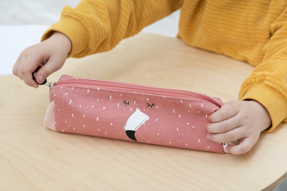 Pencil case long - Mrs. Flamingo